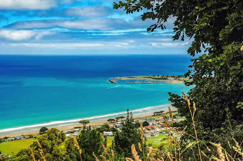 A favorite surfing spot on the Australian Pacific coast in Apollo Bay.