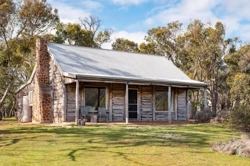Cottage with verandah and chimney at Grampians Pioneer Cottages.