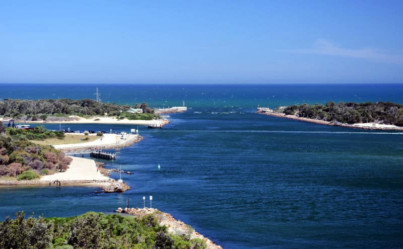 Blue waters of Lakes Entrance.