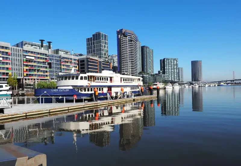 Image of boats and high rise buildings at Melbourne Docklands