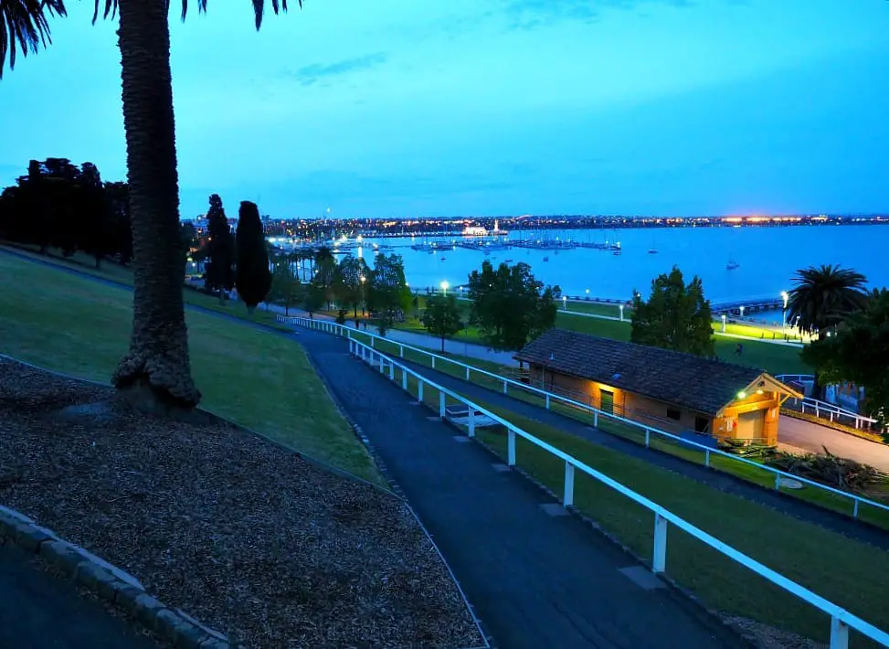 Geelong Waterfront path at dusk with a view of the bay. 